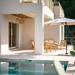 La Des Sources - Piscine - Clim - Terrasse Villa *