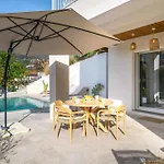 Villa La Des Sources - Piscine - Clim - Terrasse