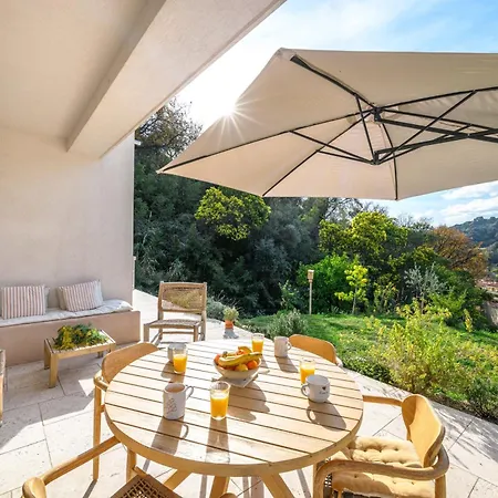 Villa La Des Sources Piscine Clim Terrasse *