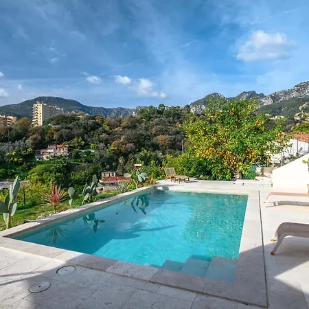 Villa La Des Sources Piscine Clim Terrasse *