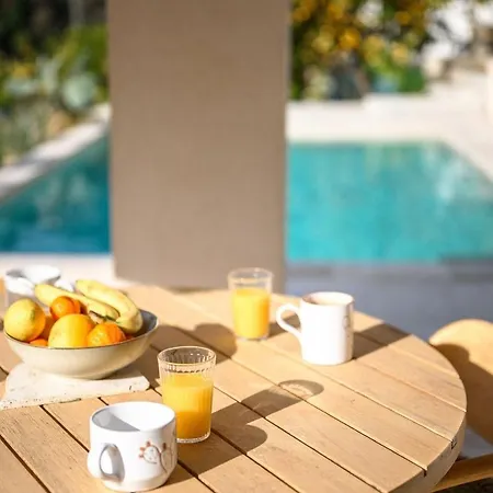La Des Sources Piscine Clim Terrasse