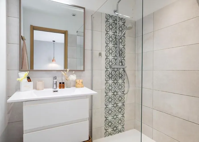 Villa La Des Sources - Piscine - Climatisation *